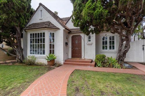 3031 Ibsen St, San Diego, CA, 92106-1430 | Card Image