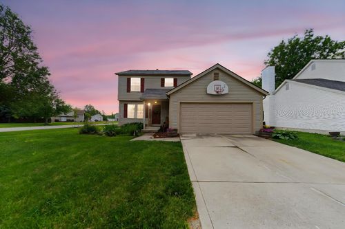 1387 Village Dr, Marysville, OH, 43040-8961 | Card Image