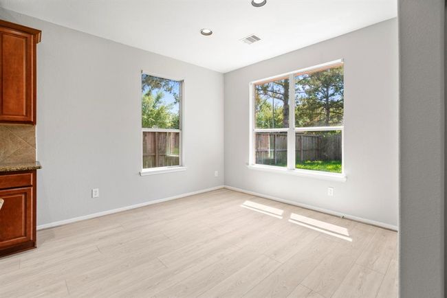 17303 Lassen Forest Ln, House other with 5 bedrooms, 4 bathrooms and 2 parking in Humble TX | Image 12