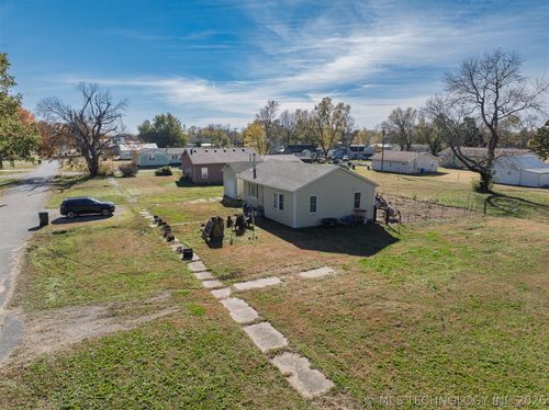 157 S Springfield St, Welch, OK, 74369-7003 | Card Image