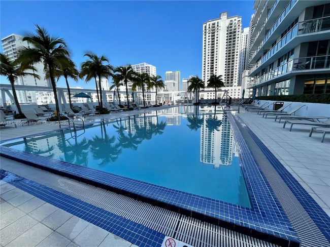 3716-N - 1111 Sw 1 St Ave, Condo with 2 bedrooms, 2 bathrooms and null parking in Miami FL | Image 34