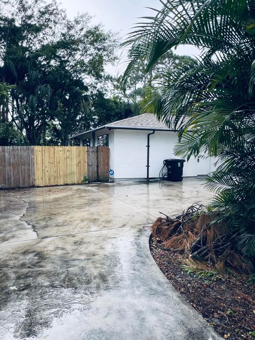 a-826 Se Damask Ave, Port St. Lucie, FL, 34983-4011 | Card Image