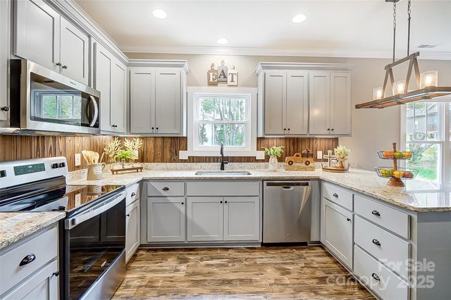 226 Hickory St, House other with 3 bedrooms, 3 bathrooms and null parking in Locust NC | Image 4