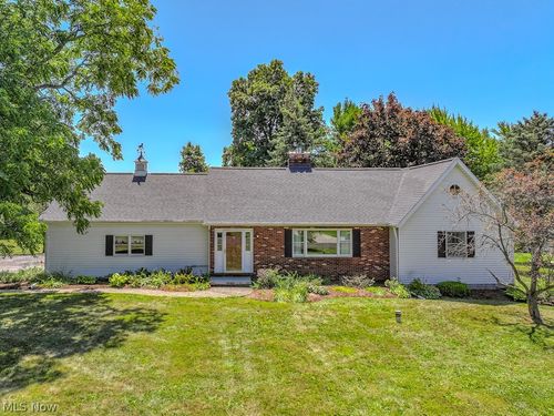 12066 Huntoon Rd, Concord Township, OH, 44077-9727 | Card Image