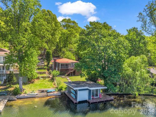 1224 E Lakeshore Dr, LANDRUM, SC, 29356-9371 | Card Image