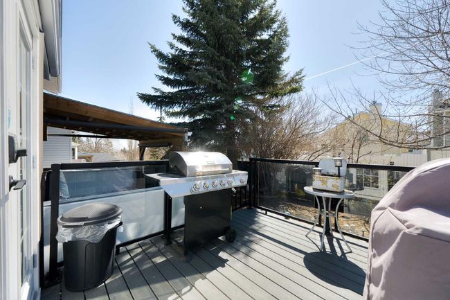 131 Macewan Meadow Way Nw, House other with 3 bedrooms, 3 bathrooms and 5 parking in Calgary AB | Image 25
