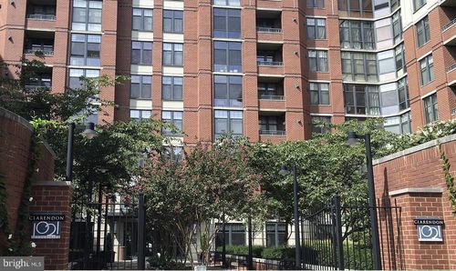 348-1021 N Garfield St, ARLINGTON, VA, 22201-2562 | Card Image