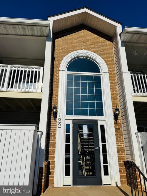 unit-1-122 Westwick Ct, STERLING, VA, 20165-6124 | Card Image
