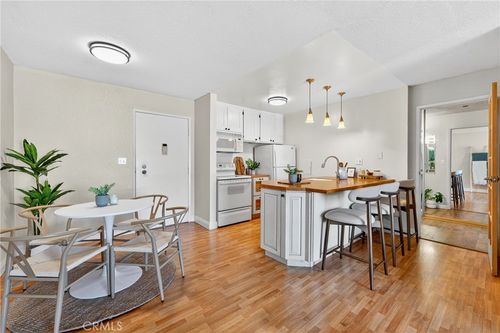 5585 N Pacific Coast Highway, Long Beach, CA, 90804 | Card Image
