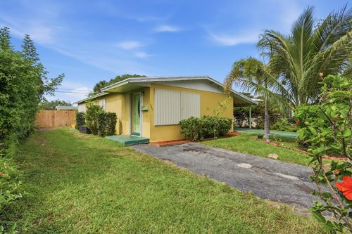 1350 8th St, West Palm Beach, FL, 33401-3030 | Card Image