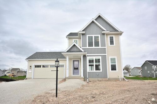 W197N5349 Lodgepole Court, Menomonee Falls, WI, 53051 | Card Image