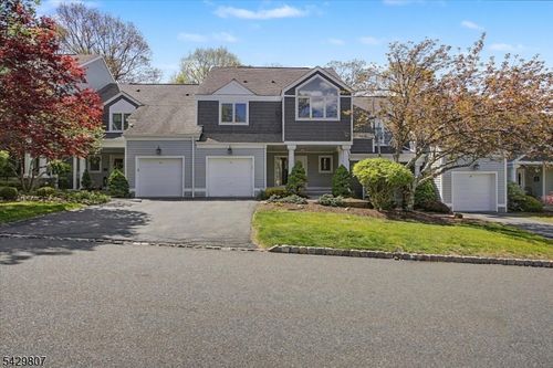 74 Cobbler Sq, Sparta, NJ, 07871-2734 | Card Image