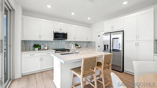 323 Honeysuckle Way, Oceanside, CA, 92057-8252 | Card Image