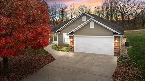 5416 Downey Ct, Independence, MO, 64055-6461 | Card Image