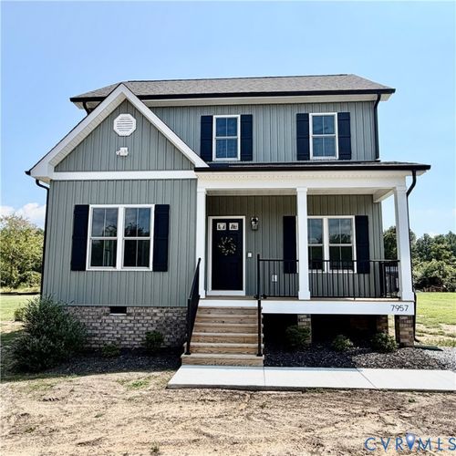 7957 Pennsylvania Ave, West Point, VA, 23181-9474 | Card Image