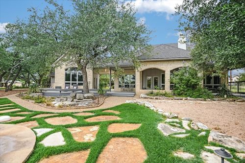 425 Patricia Rd, Georgetown, TX, 78628-9686 | Card Image