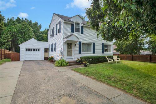 819 North Ave, Burlington, VT, 05408-2711 | Card Image