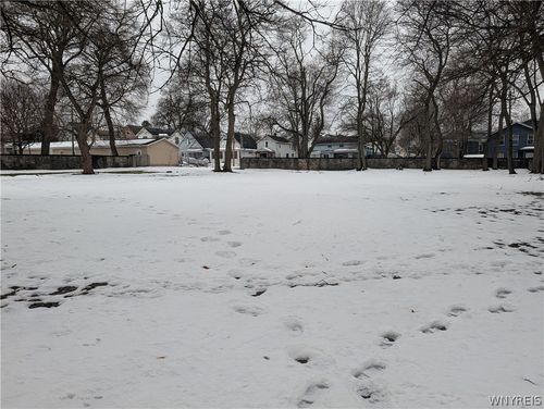 153 Pine St, Lockport, NY, 14094-4401 | Card Image