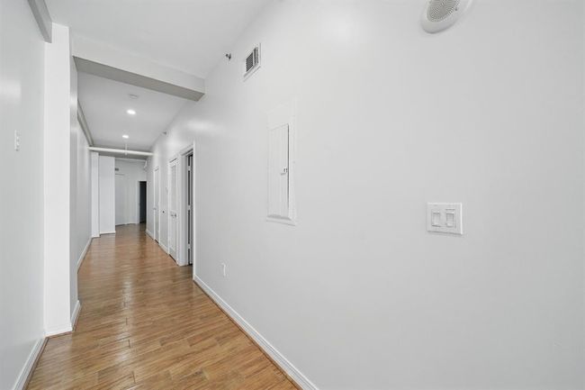 APT-1005 - 917 Main St, Condo with 2 bedrooms, 2 bathrooms and 1 parking in Houston TX | Image 9
