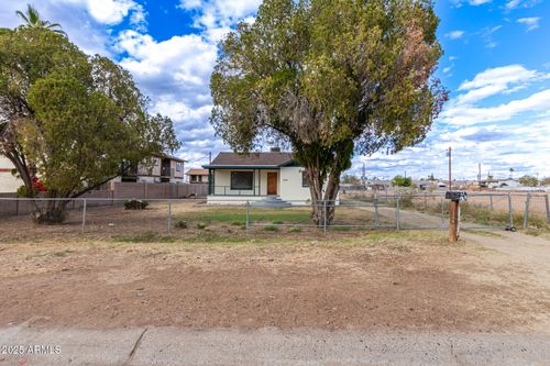 2256 W Ella St, Mesa, AZ, 85201-6024 | Card Image