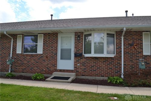 4430 Ridgewood Rd E, Springfield, OH, 45503-5934 | Card Image