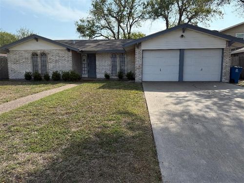 308 E Broadway St, Portland, TX, 78374 | Card Image