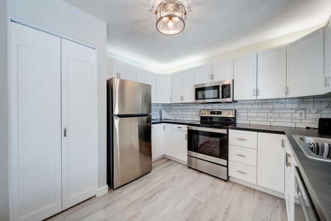 2-1L - 129 Chase Ave, Condo with 2 bedrooms, 2 bathrooms and null parking in Russells Point OH | Image 8