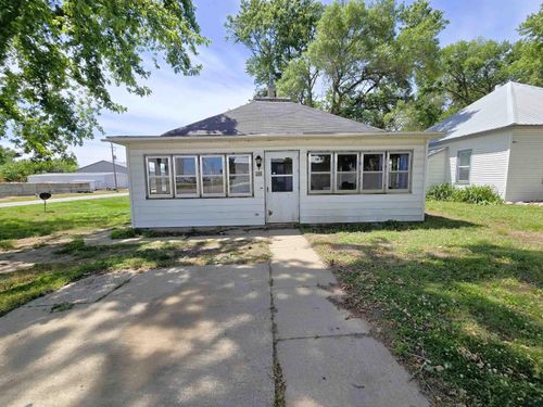 102 Dover St, Kingsley, IA, 51028-5024 | Card Image