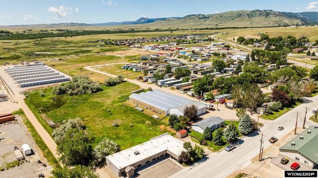 925 W Fetterman St, House attached with 3 bedrooms, 2 bathrooms and null parking in Buffalo WY | Image 45