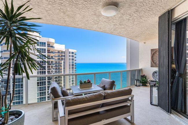 APT-2603 - 3100 N Ocean Blvd, Condo with 3 bedrooms, 3 bathrooms and null parking in Fort Lauderdale FL | Image 33