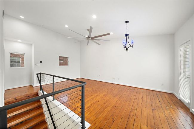 APT-7 - 5920 Fairdale Ln, Townhouse with 2 bedrooms, 3 bathrooms and null parking in Houston TX | Image 4