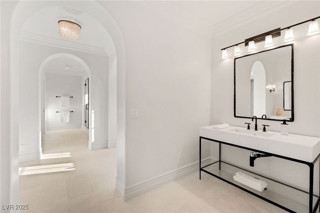19 Quintessa Cir, House other with 4 bedrooms, 5 bathrooms and null parking in Las Vegas NV | Image 44