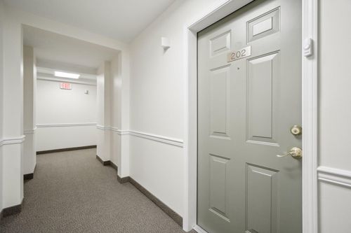apt-202-200 Woodcrest Ln, Mount Kisco, NY, 10549-3052 | Card Image