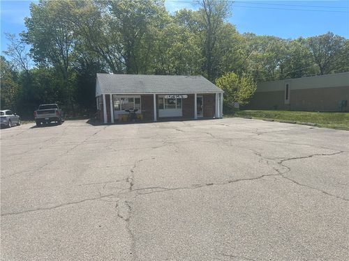 7560 Post Rd, North Kingstown, RI, 02852-3901 | Card Image