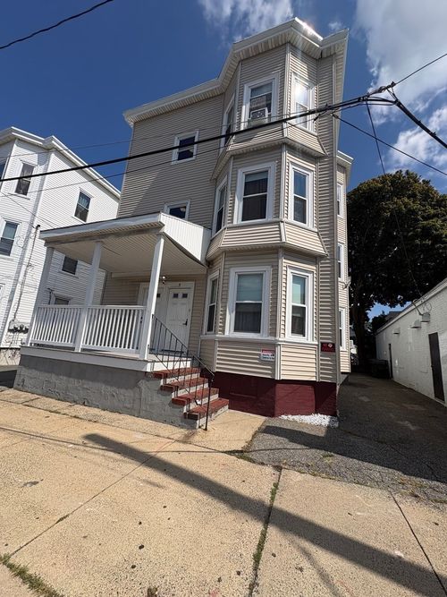 3-5 Chatham St, Lynn, MA, 01902-2432 | Card Image