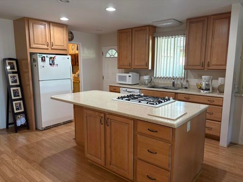 39077 Moronga Canyon Dr, Palm Desert, CA, 92260-1325 | Card Image