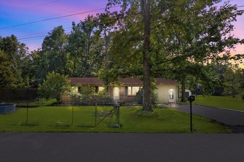 106 Ulcer Hollow Rd, Waverly, TN, 37185-1444 | Card Image
