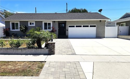 1124 W Woodcrest Ave, Fullerton, CA, 92833-4740 | Card Image