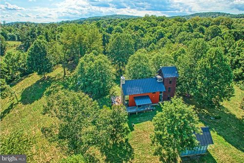 10420 Freeland Rdg, DELAPLANE, VA, 20144-2050 | Card Image