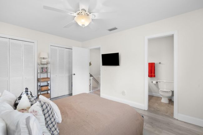 2116 Ne 44 Th St, Townhouse with 2 bedrooms, 2 bathrooms and null parking in Lighthouse Point FL | Image 19