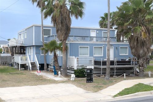 nw-2615 Gulf Blvd, South Padre Island, TX, 78597-6941 | Card Image