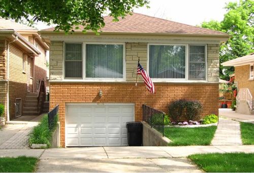 6316 W Lawrence Ave, Chicago, IL, 60630-2944 | Card Image