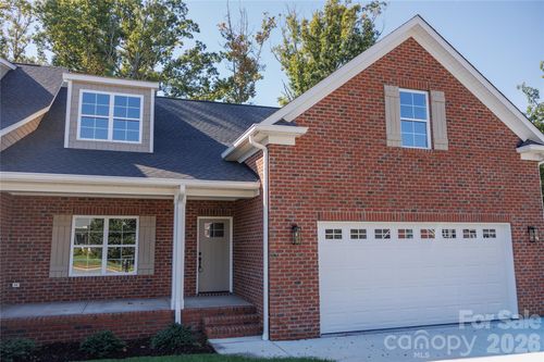 107 Abbington Ln, Shelby, NC, 28150-6225 | Card Image