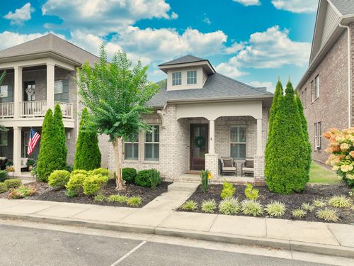 115 Benjamin Ln, Hendersonville, TN, 37075-2984 | Card Image