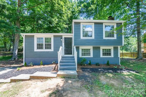 8424 Othello Pl, Charlotte, NC, 28227-2572 | Card Image