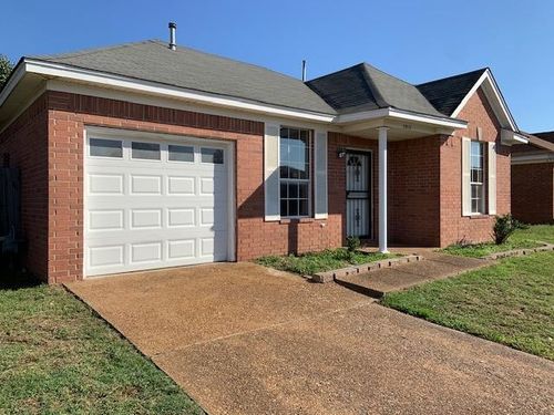 3912 Autumn Harvest Ln, Memphis, TN, 38125-2845 | Card Image