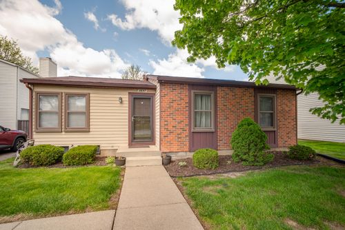 2887 Roundtree Dr, Troy, MI, 48083-2333 | Card Image