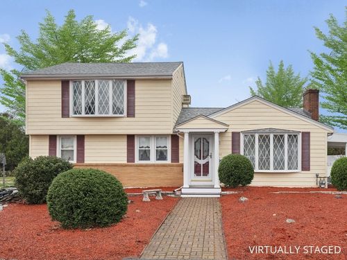 66 Miriam Rd, Waltham, MA, 02451-2334 | Card Image