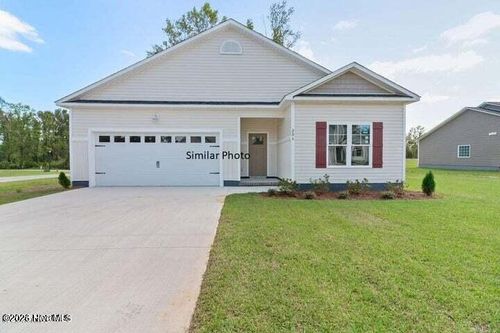 320 E Theriault Ct, Jacksonville, NC, 28540-5685 | Card Image
