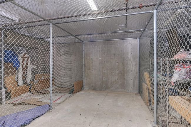 View of storage unit | Image 20